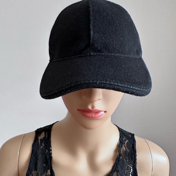 Gucci cap - Picture 2 of 12